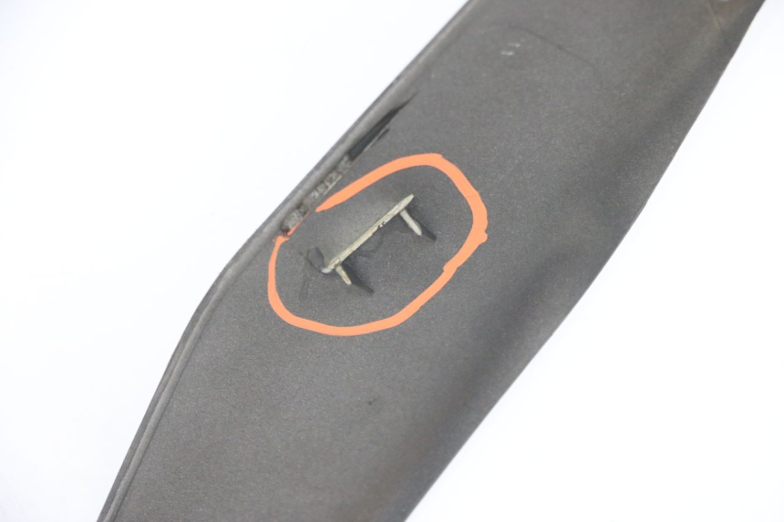 photo de UPPER FRONT PANEL PIAGGIO MP3 LT 400 (2007 - 2012) - Product overview