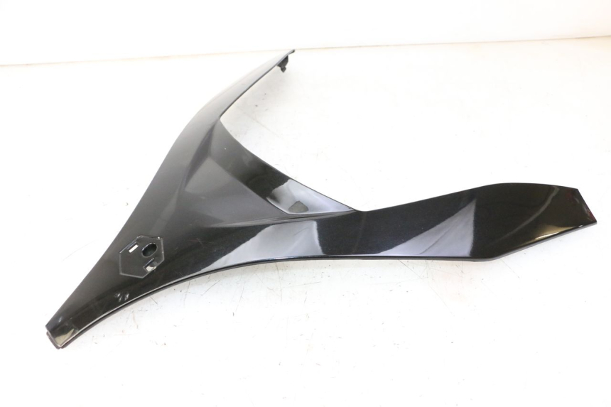 photo de UPPER FRONT FAIRING PIAGGIO MP3 LT 300 (2010 - 2016) - Fixing points details