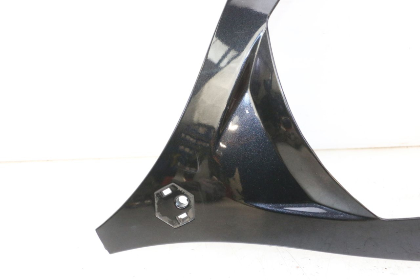 photo de UPPER FRONT PANEL PIAGGIO MP3 125 (2006 - 2014) - Surface and material condition