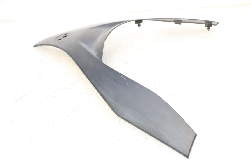 photo de UPPER FRONT FAIRING PIAGGIO MP3 RL 250 (2006 - 2010) - Technical close-up