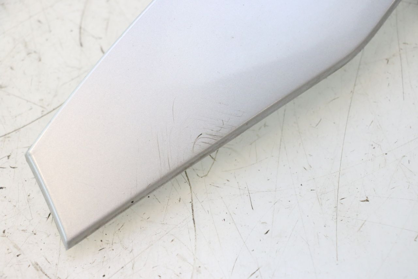 photo de UPPER FRONT PANEL PIAGGIO MP3 125 (2006 - 2014) - Technical close-up