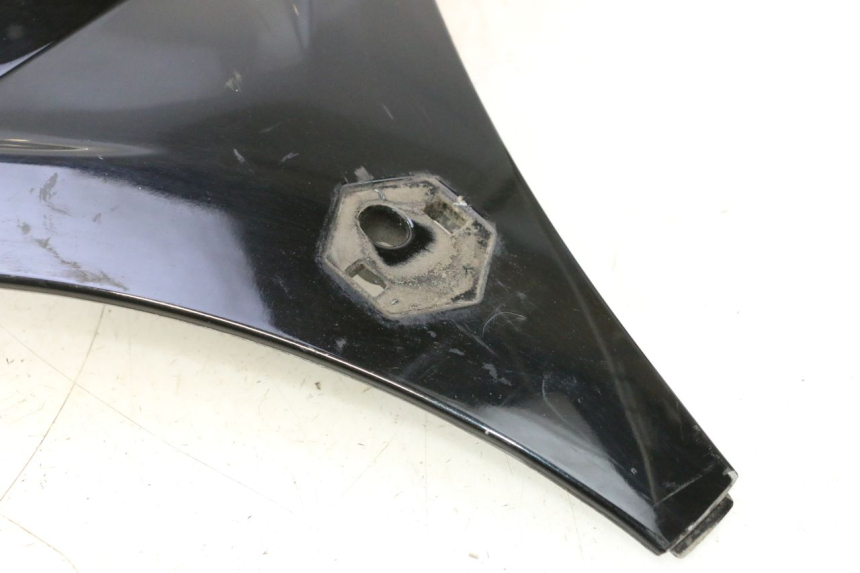 photo de UPPER FRONT PANEL PIAGGIO MP3 500 (2011 - 2015) - Fixing points details