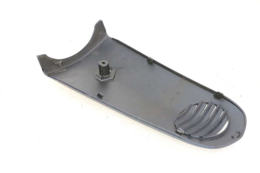 photo de UPPER FRONT FAIRING PIAGGIO VESPA LX 150 (2005 - 2013) - Technical close-up