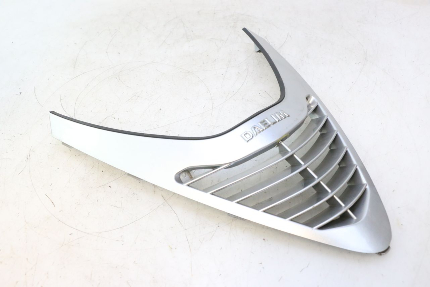 photo de UPPER FRONT FAIRING DAELIM S2 125 (2006 - 2007) - Component detail