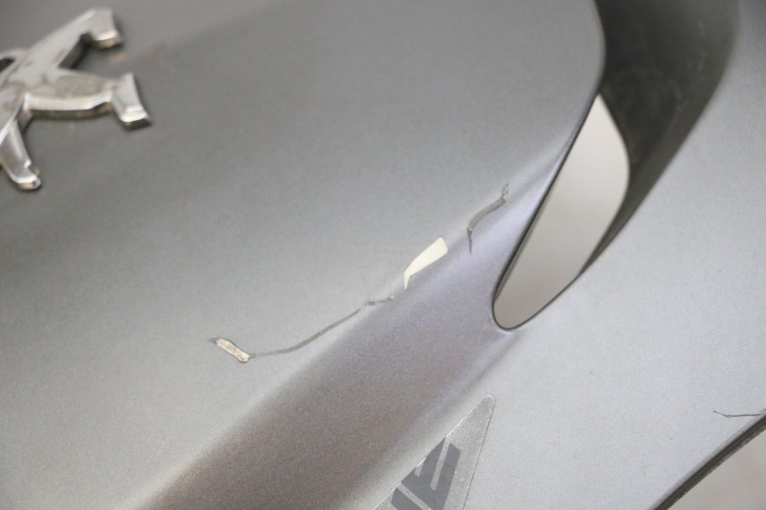 photo de UPPER FRONT FAIRING PEUGEOT STREETZONE I NAKED 2T 50 (2018 - 2020) - Technical close-up