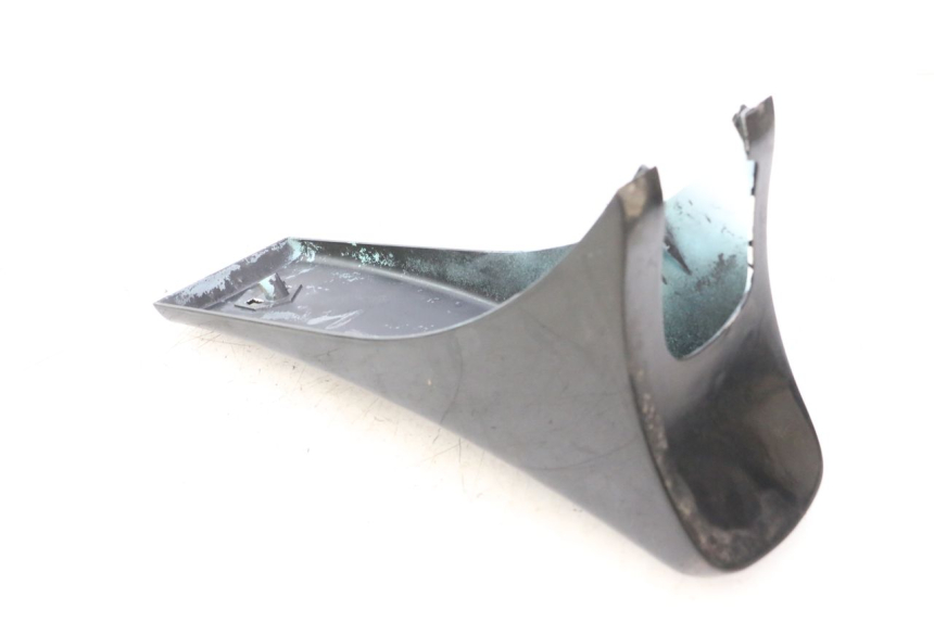 photo de UPPER FRONT FAIRING PIAGGIO VESPA PK FL 2T 50 (1990 - 1996) - Fixing points details