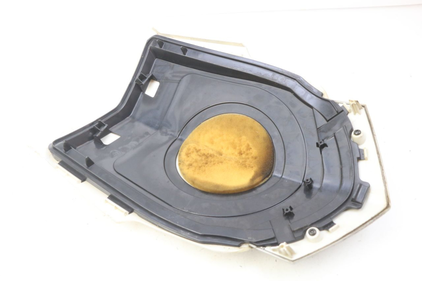 photo de UPPER FRONT PANEL PEUGEOT VIVACITY NEW 2T 50 (2008 - 2017) - Zoom on usage condition