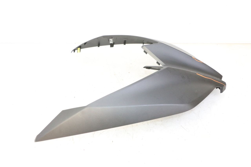 photo de UPPER FRONT FAIRING YAMAHA XMAX X-MAX 125 (2021 - 2025) - Surface and material condition