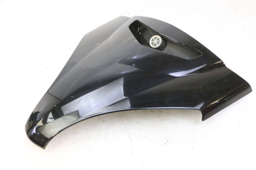 photo de UPPER FRONT FAIRING YAMAHA X-MAX XMAX 250 (2006 - 2009) - Surface and material condition