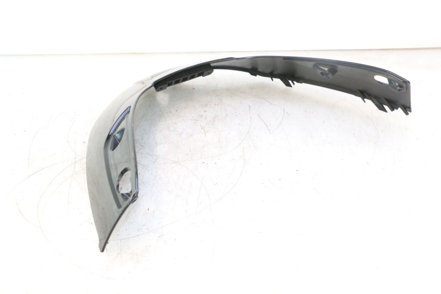 photo de UPPER FRONT FAIRING PIAGGIO X8 STREET 125 (2006 - 2007) - Zoom on usage condition