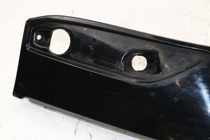 photo de UPPER FRONT FAIRING PIAGGIO X8 STREET 125 (2006 - 2007) - Distinctive features