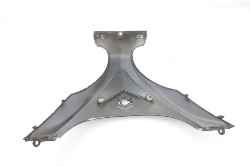 photo de UPPER FRONT PANEL PIAGGIO X9 EVOLUTION 125 (2003 - 2007) - Zoom on usage condition