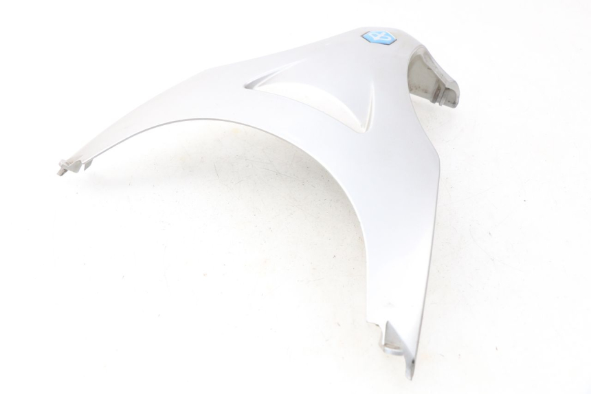 photo de UPPER FRONT FAIRING PIAGGIO X9 125 (2000 - 2003) - Alternative perspective
