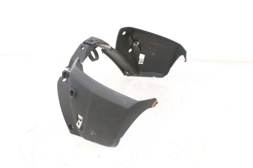 photo de FRONT FAIRING PEUGEOT TKR TREKKER FURIOUS 50 (2005 - 2014) - Surface and material condition