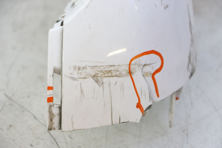 photo de FRONT FAIRING PEUGEOT TWEET PRO CARGO 50 (2018 - 2022) - Detailed visual inspection