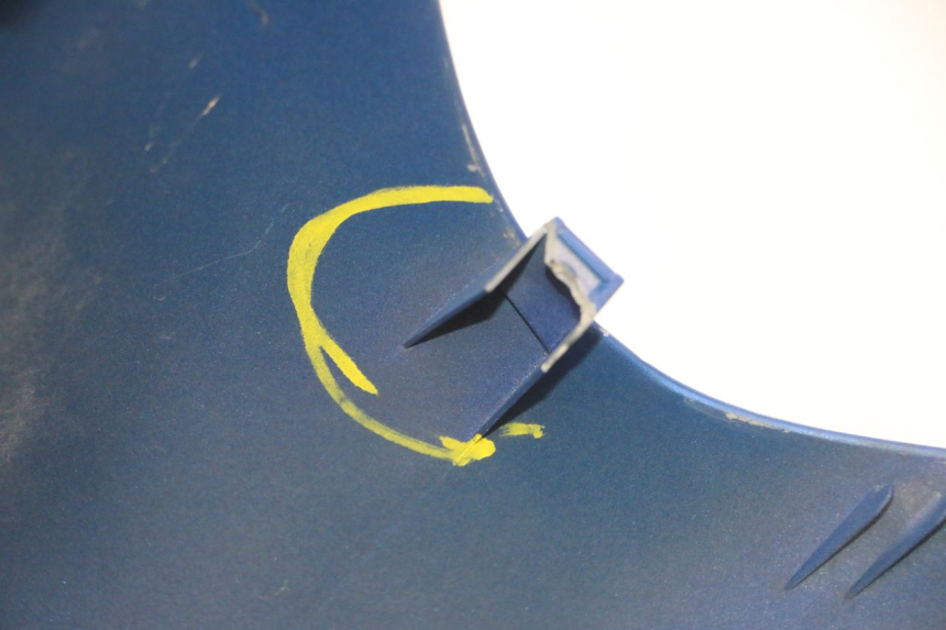 photo de FRONT FAIRING PIAGGIO TYPHOON 50 (1993 - 1999) - Surface and material condition