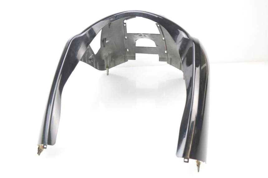 photo de FRONT FAIRING RAZZO VENICE 50 (2009 - 2014) - Fixing points details