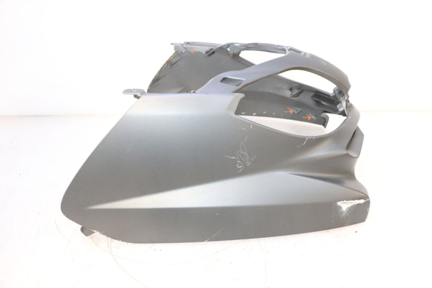 photo de FRONT FAIRING YAMAHA X-MAX XMAX 125 (2010 - 2013) - Zoom on usage condition