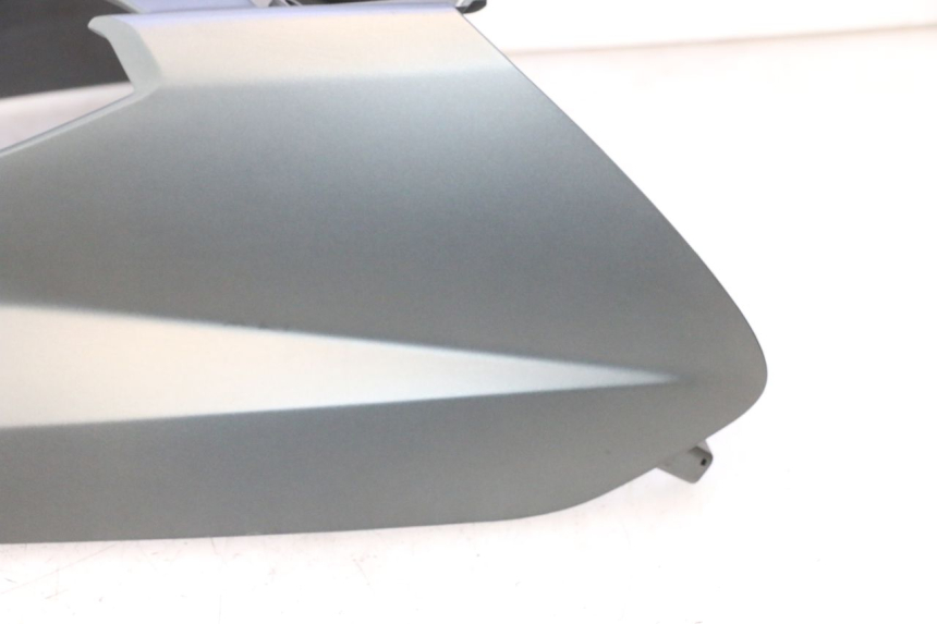 photo de FRONT FAIRING YAMAHA X-MAX XMAX 125 (2010 - 2013) - Fixing points details
