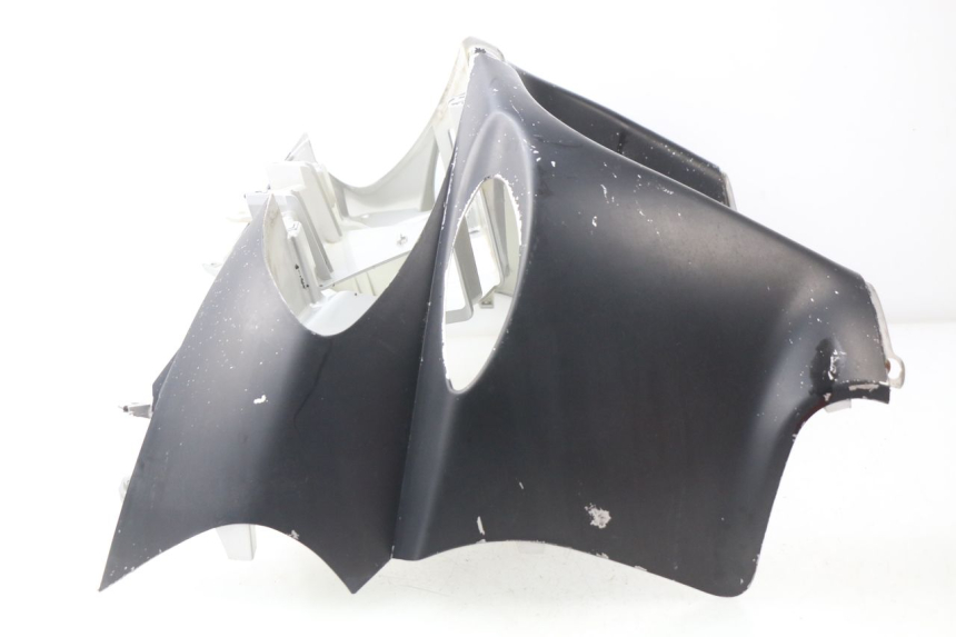 photo de FRONT PANEL PIAGGIO X9 125 (2000 - 2003) - Distinctive features