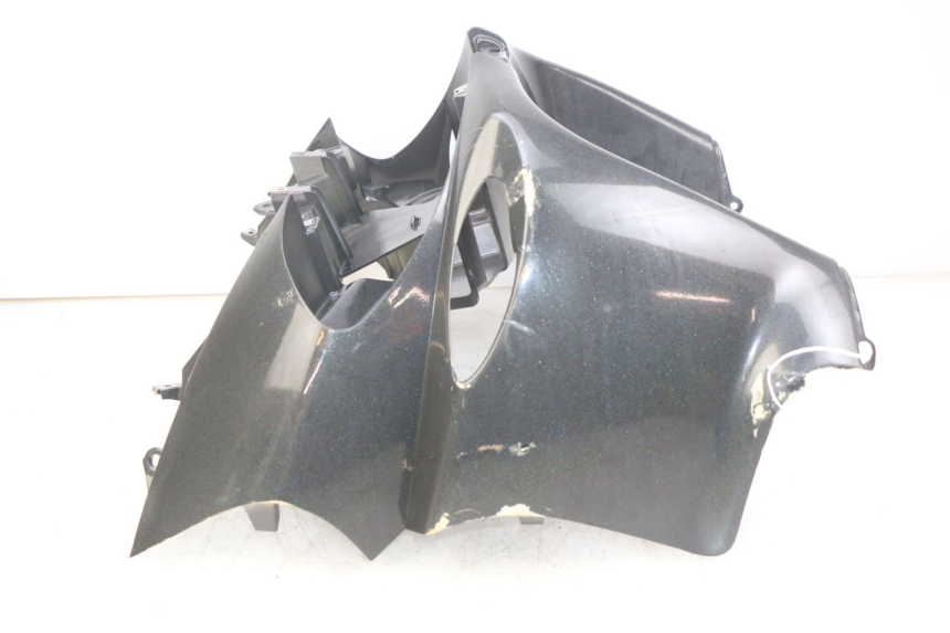 photo de FRONT PANEL PIAGGIO X9 125 (2000 - 2003) - Detailed visual inspection