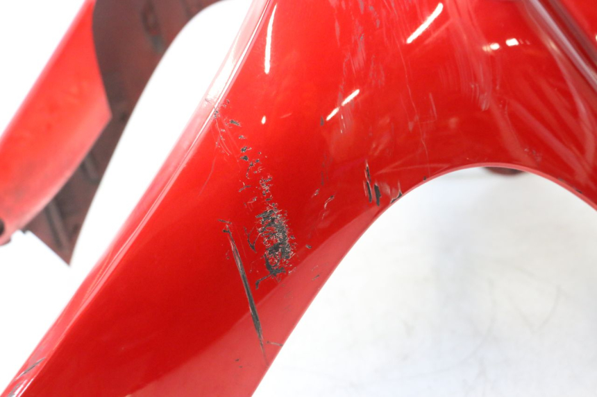 photo de FRONT FAIRING YAMAHA YP MAJESTY 125 (1998 - 2001) - Zoom on usage condition