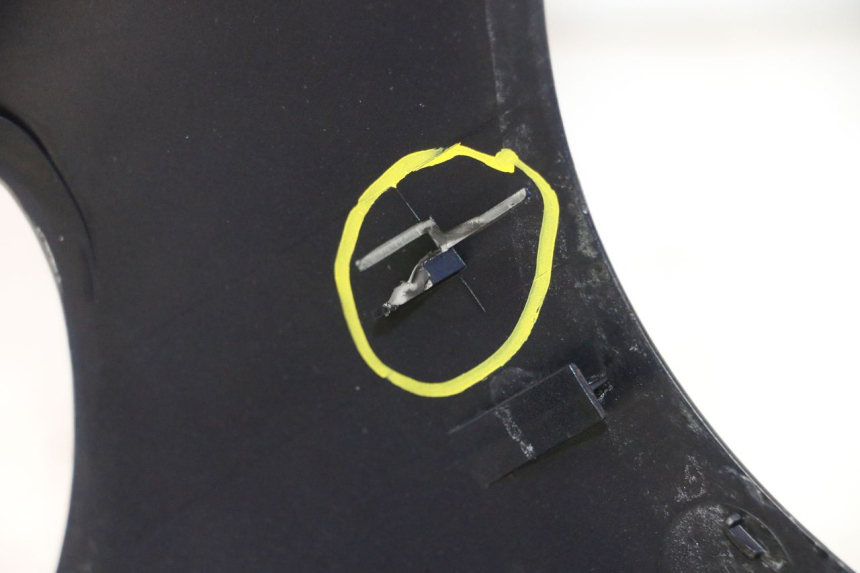 photo de FRONT PANEL YAMAHA YP MAJESTY 125 (2002 - 2006) - Technical close-up