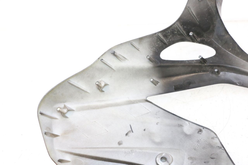 photo de FRONT FAIRING UNIVERSAL BIKE ZN50QT-11B 50 (2018 - 2021) - Additional view of the item
