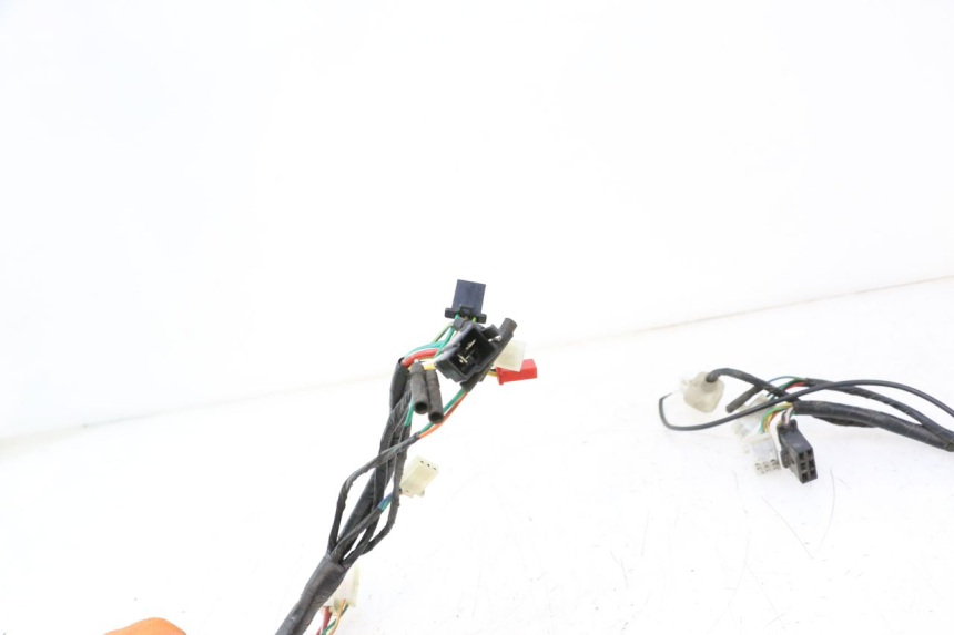 photo de WIRE HARNESS KYMCO AGILITY 4T 10" 50 (2005 - 2018) - Alternative perspective