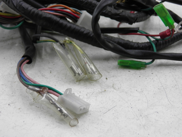 photo de WIRE HARNESS BENZHOU YY50QT31 VINTAGE 50 (2009 - 2012) - Component detail