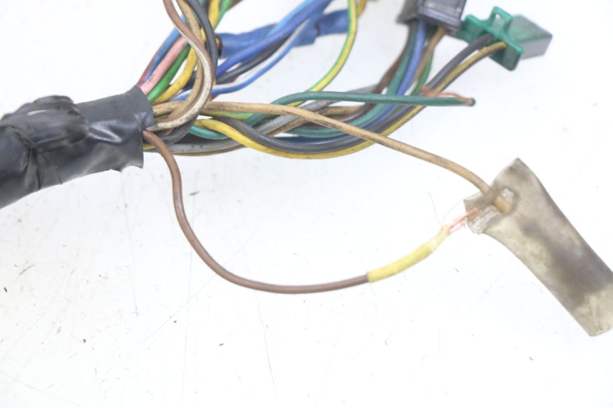 photo de WIRING HARNESS MBK BOOSTER SPIRIT 50 (1999 - 2003) - Fixing points details