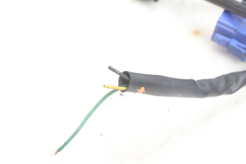 photo de WIRING HARNESS YAMAHA BW'S BWS 125 (2010 - 2013) - Surface and material condition