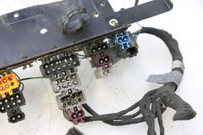 photo de WIRING HARNESS BMW C1 125 (2000 - 2003) - Alternative perspective