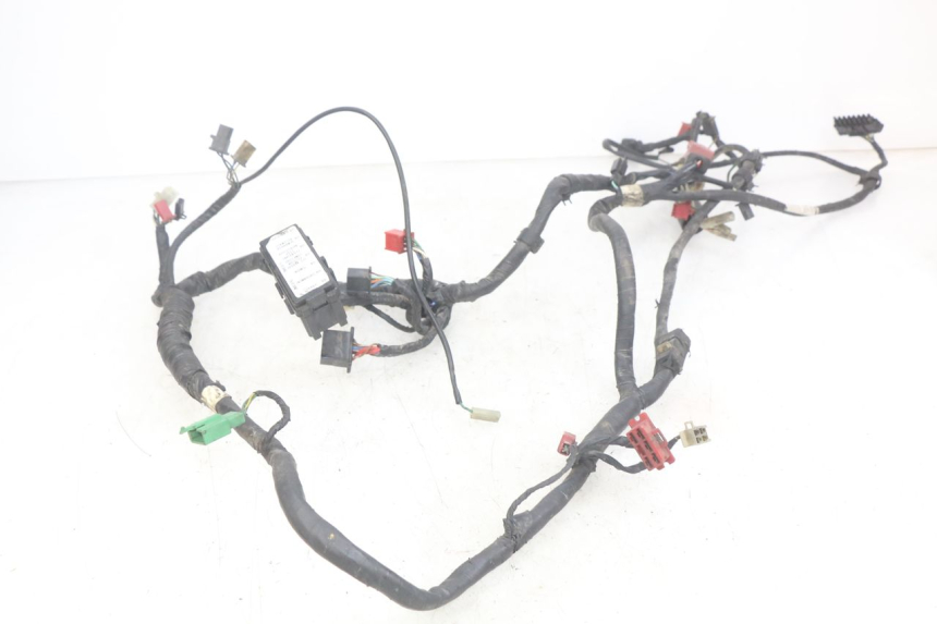 photo de WIRING HARNESS HONDA CBR F SC25 1000 (1989 - 1992) - Alternative perspective