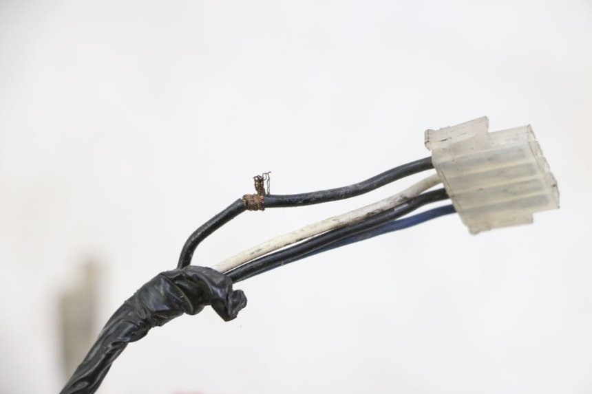 photo de SPEEDOMETER WIRE HARNESS KYMCO LIKE 4T 50 (2019 - 2025) - Zoom on usage condition