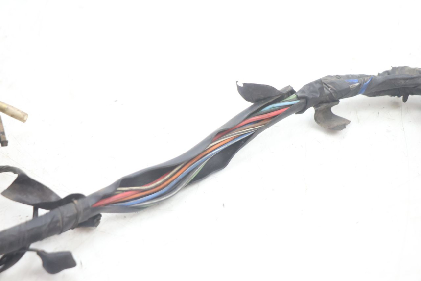photo de WIRE HARNESS SUZUKI DR S 600 (1985 - 1989) - Zoom on usage condition