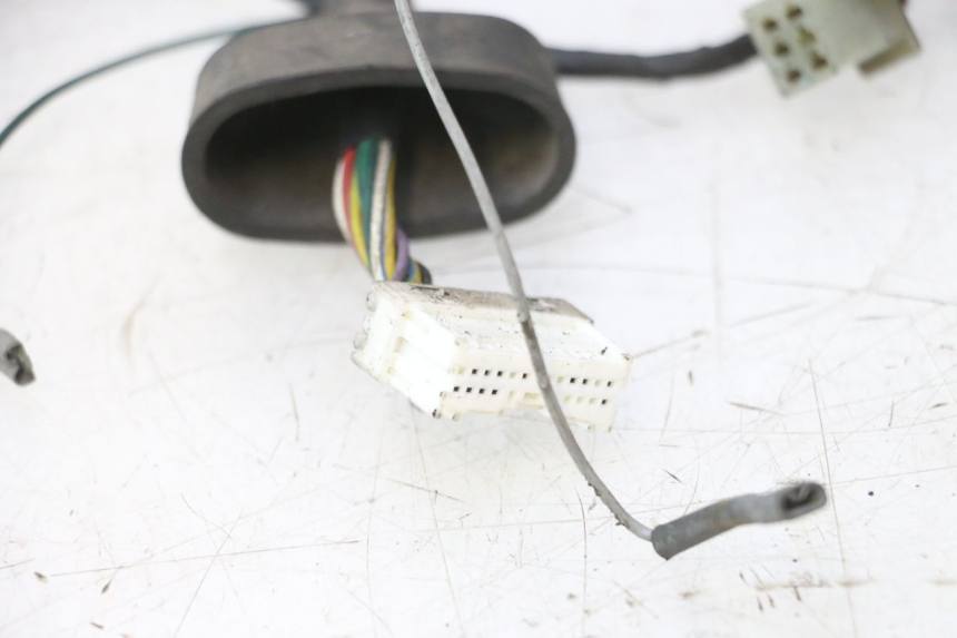 photo de WIRING HARNESS PEUGEOT ELYSTAR 50 (2002 - 2014) - Fixing points details