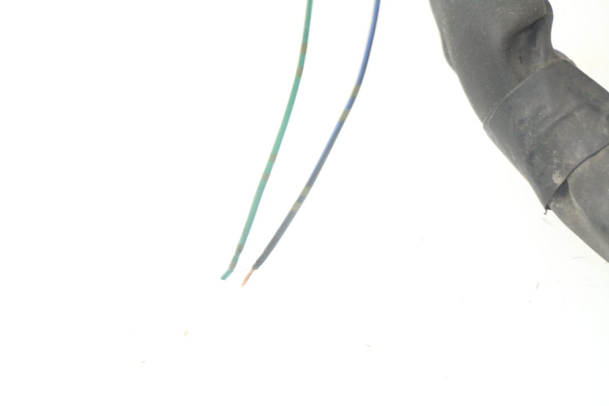 photo de WIRE HARNESS YAMAHA FJR ABS 1300 (2006 - 2012) - Surface and material condition