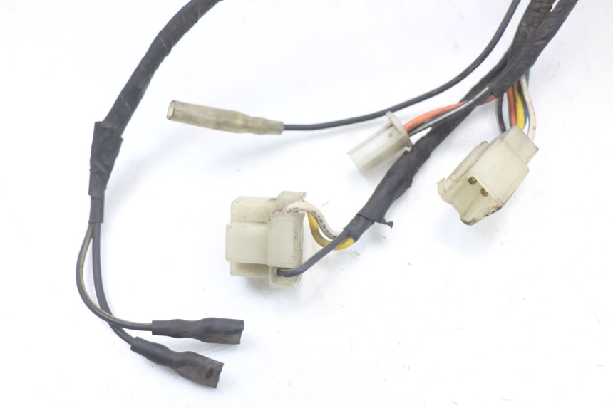 photo de WIRE HARNESS HYOSUNG GF 125 (2001 - 2005) - Fixing points details