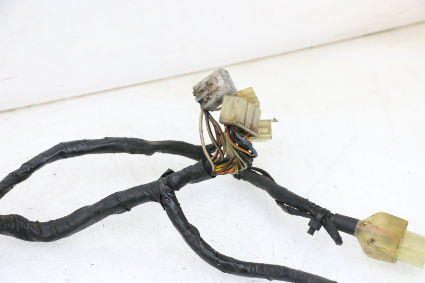 photo de WIRE HARNESS KAWASAKI GPZ RX 1000 (1986 - 1988) - Technical close-up
