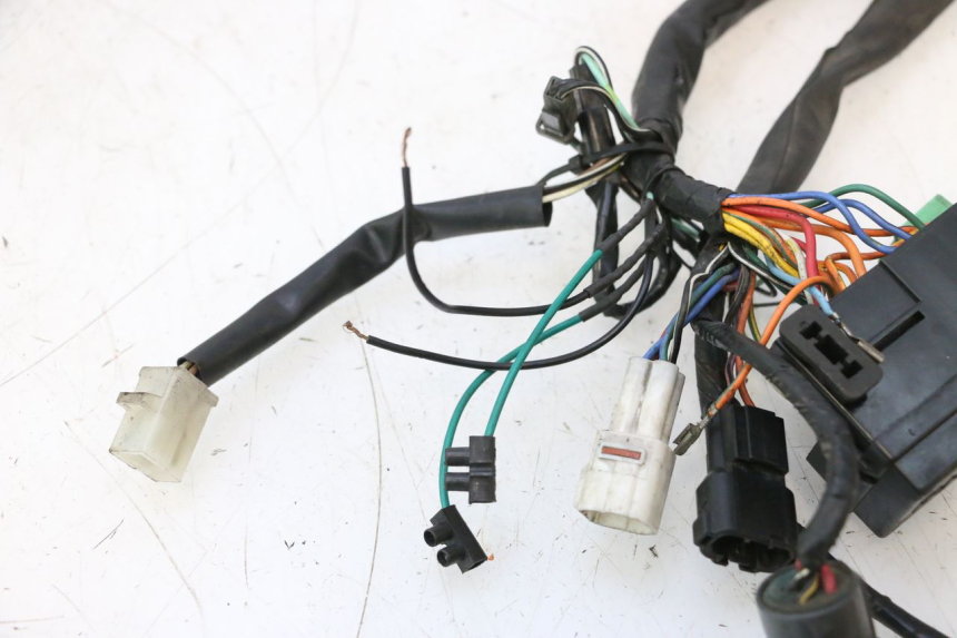 photo de WIRE HARNESS SUZUKI GSF N BANDIT 1200 (2001 - 2005) - Markings and original references