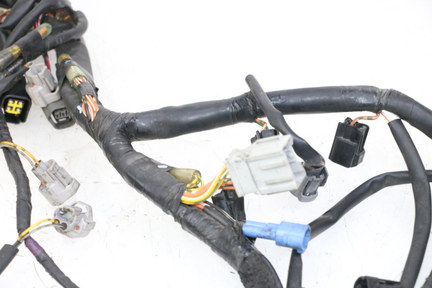 photo de WIRE HARNESS SUZUKI GSR 750 (2011 - 2017) - Component zoom