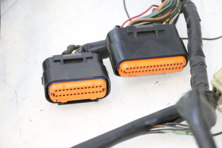 photo de WIRE HARNESS SUZUKI GSR 600 (2005 - 2012) - Component zoom
