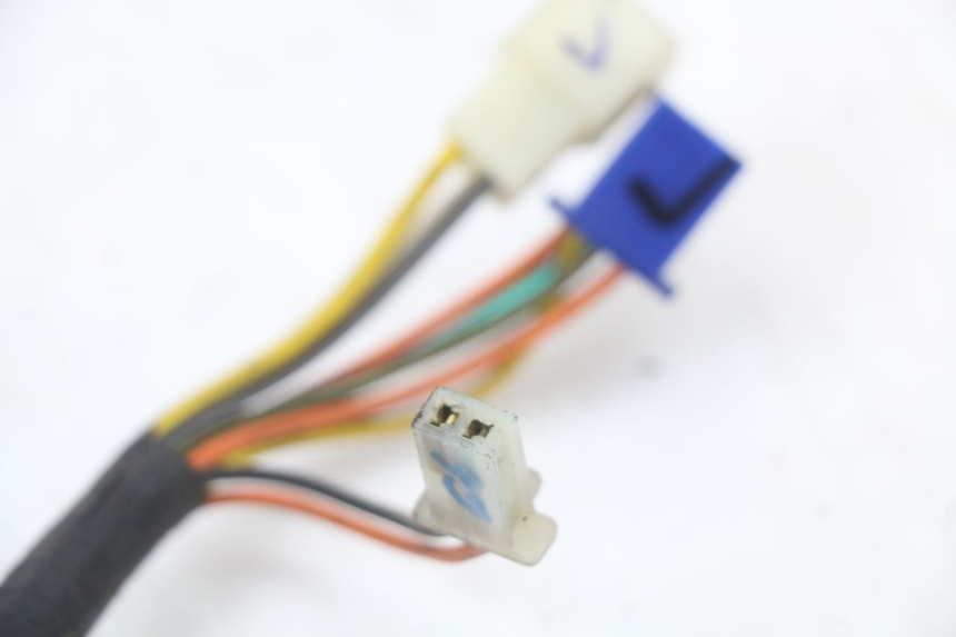photo de WIRE HARNESS HYOSUNG GTR 125 (2006 - 2008) - Distinctive features