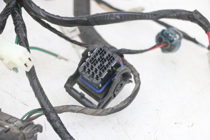 photo de WIRE HARNESS PEUGEOT KISBEE 2T 50 (2018 - 2022) - Additional view of the item