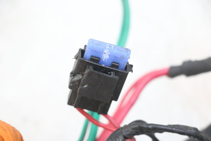 photo de WIRE HARNESS PEUGEOT KISBEE 2T 50 (2018 - 2022) - Zoom on usage condition