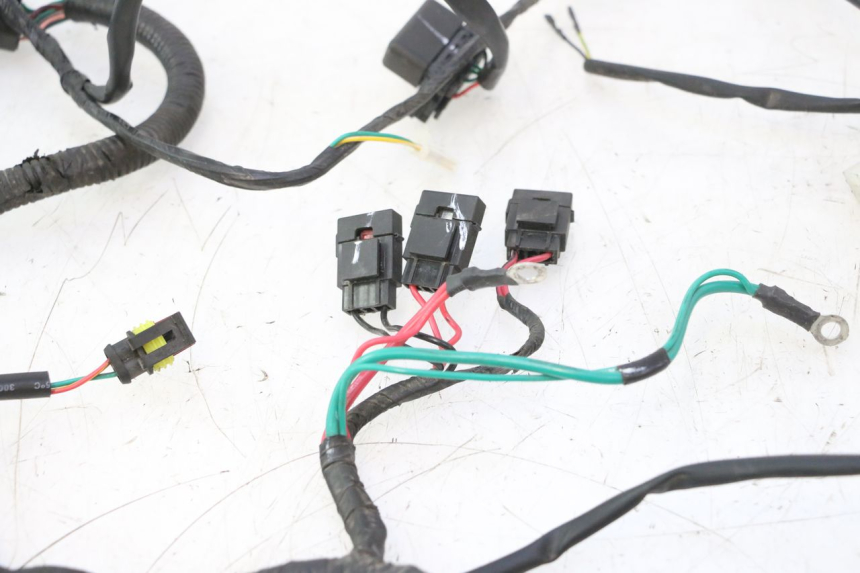photo de WIRE HARNESS PEUGEOT KISBEE 4T 50 (2023 - 2026) - Alternative perspective