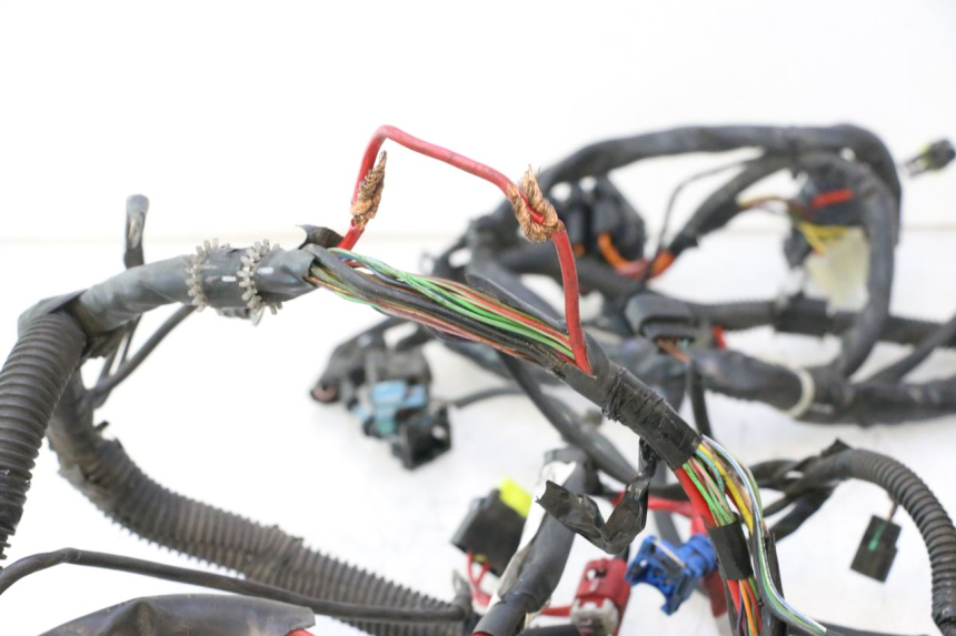 photo de WIRE HARNESS PIAGGIO LIBERTY IGET 4T 50 (2021 - 2025) - Alternative angle