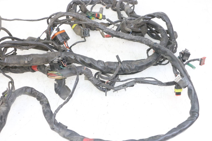 photo de WIRE HARNESS PIAGGIO MP3 LT 400 (2007 - 2012) - Alternative perspective