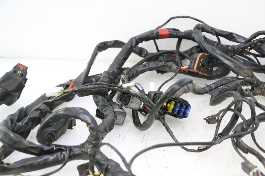 photo de WIRING HARNESS PIAGGIO MP3 LT 300 (2010 - 2016) - Technical close-up